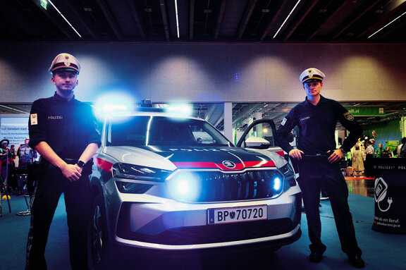 Tiroler Polizei auf der Innsbrucker Herbstmesse | © Ferrarischule Innsbruck
